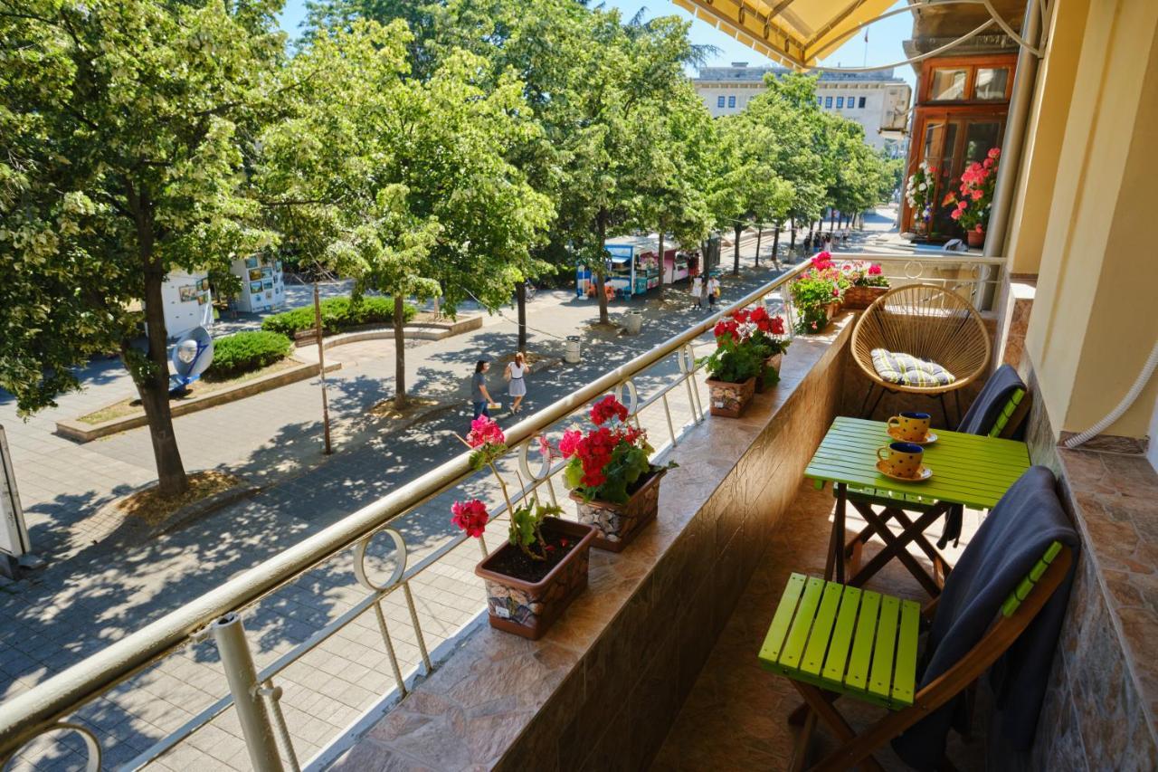 Luxury Nevena Apartment - Bogoridi Super Centre Burgas Luaran gambar